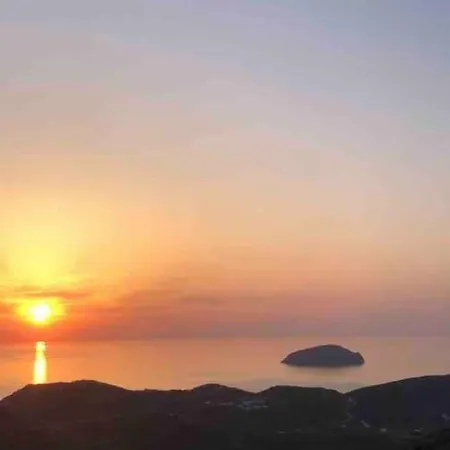 Tavlado Cycladic House *