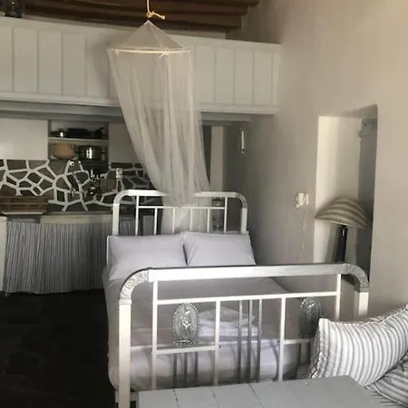 Tavlado Cycladic House Holiday home